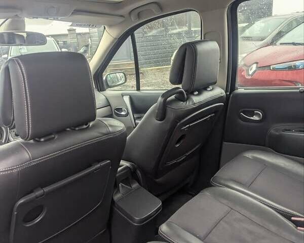 Серый Рено Гранд Сценик, объемом двигателя 2 л и пробегом 220 тыс. км за 5200 $, фото 20 на Automoto.ua