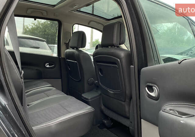 Серый Рено Гранд Сценик, объемом двигателя 2 л и пробегом 264 тыс. км за 5899 $, фото 35 на Automoto.ua