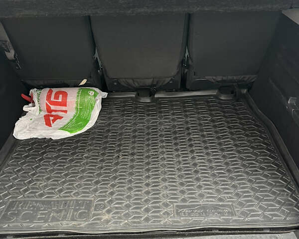 Серый Рено Гранд Сценик, объемом двигателя 1.5 л и пробегом 205 тыс. км за 6300 $, фото 14 на Automoto.ua