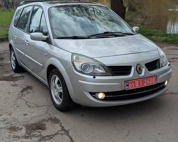 Сірий Рено Гранд Сценік, об'ємом двигуна 2 л та пробігом 220 тис. км за 5500 $, фото 2 на Automoto.ua