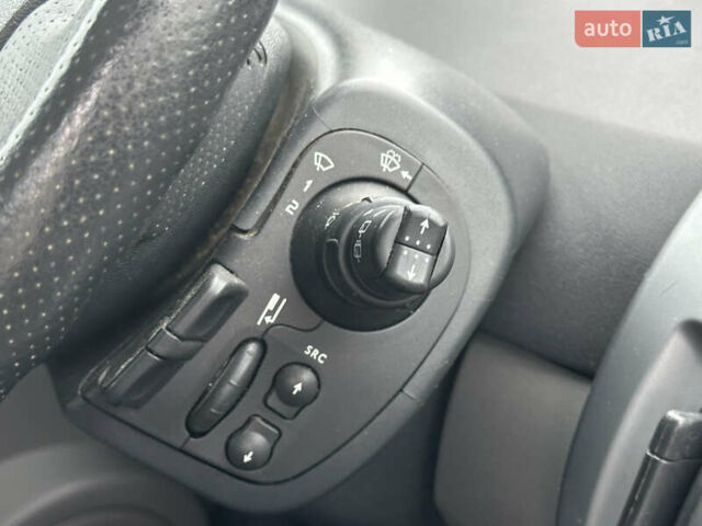 Серый Рено Гранд Сценик, объемом двигателя 1.6 л и пробегом 187 тыс. км за 5400 $, фото 25 на Automoto.ua