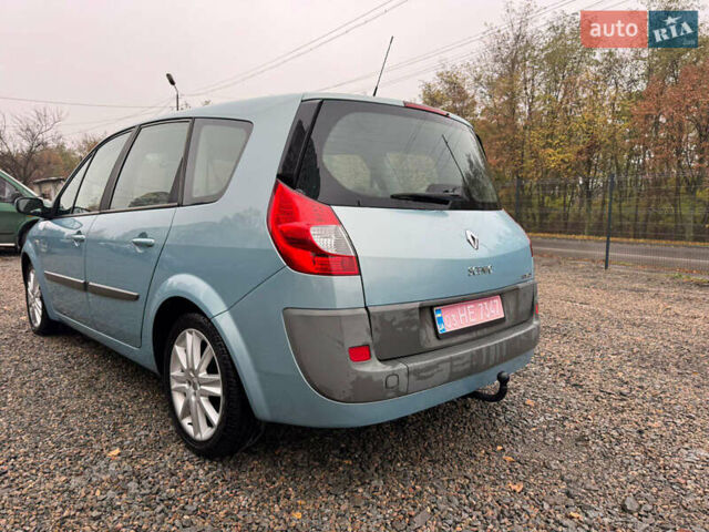 Серый Рено Гранд Сценик, объемом двигателя 1.6 л и пробегом 230 тыс. км за 5800 $, фото 19 на Automoto.ua