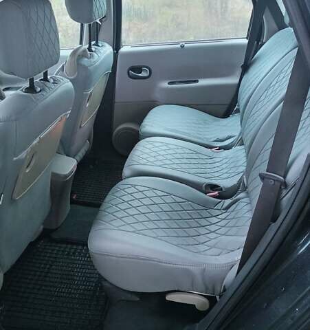 Серый Рено Гранд Сценик, объемом двигателя 1.46 л и пробегом 268 тыс. км за 5199 $, фото 9 на Automoto.ua