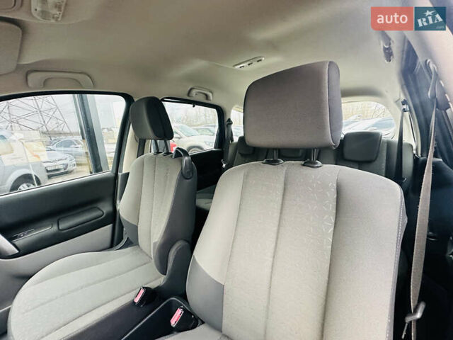 Серый Рено Гранд Сценик, объемом двигателя 1.6 л и пробегом 182 тыс. км за 6900 $, фото 16 на Automoto.ua