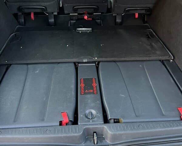 Серый Рено Гранд Сценик, объемом двигателя 2 л и пробегом 235 тыс. км за 4600 $, фото 37 на Automoto.ua