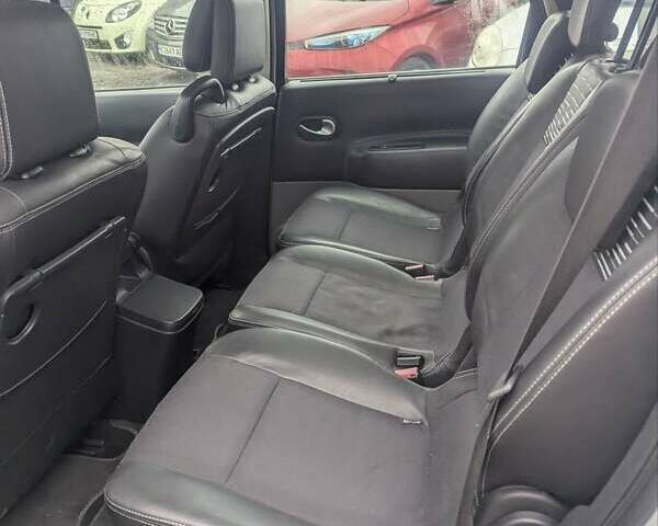 Серый Рено Гранд Сценик, объемом двигателя 2 л и пробегом 220 тыс. км за 5200 $, фото 19 на Automoto.ua