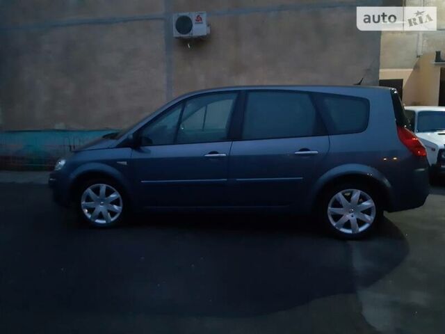 Серый Рено Гранд Сценик, объемом двигателя 1.5 л и пробегом 216 тыс. км за 6600 $, фото 20 на Automoto.ua