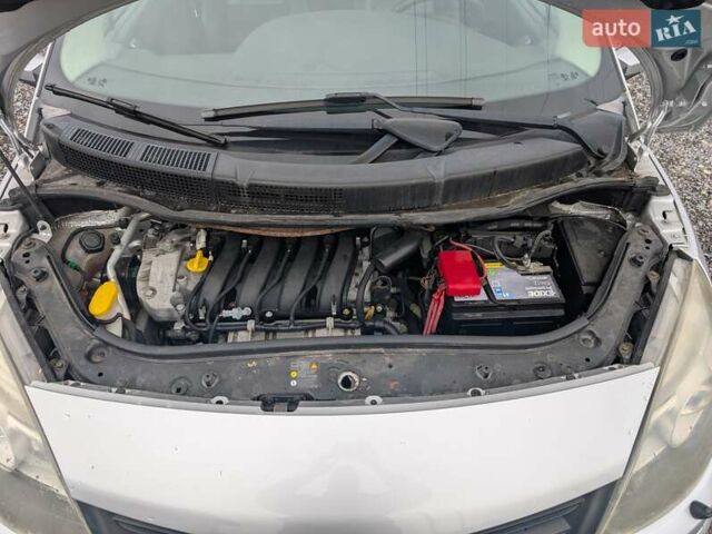 Рено Гранд Сценік 2008 у Рівному на Automoto.ua Сірий Рено Гранд Сценік, об'ємом двигуна 2 л та пробігом 220 тис. км за 5550 $, фото 49 на Automoto.ua