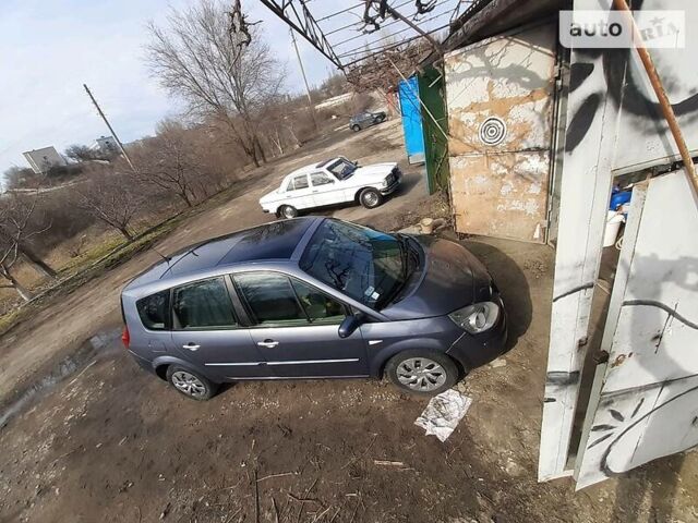 Серый Рено Гранд Сценик, объемом двигателя 1.5 л и пробегом 216 тыс. км за 6600 $, фото 28 на Automoto.ua