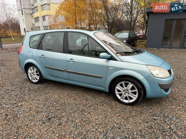 Серый Рено Гранд Сценик, объемом двигателя 1.6 л и пробегом 230 тыс. км за 5800 $, фото 7 на Automoto.ua