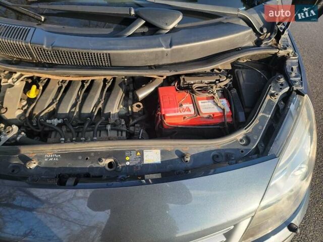 Сірий Рено Гранд Сценік, об'ємом двигуна 2 л та пробігом 195 тис. км за 5600 $, фото 37 на Automoto.ua