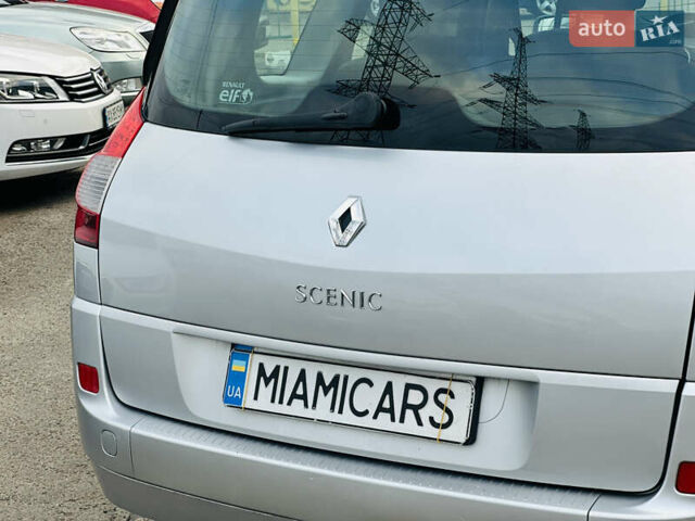Серый Рено Гранд Сценик, объемом двигателя 1.6 л и пробегом 182 тыс. км за 6900 $, фото 5 на Automoto.ua