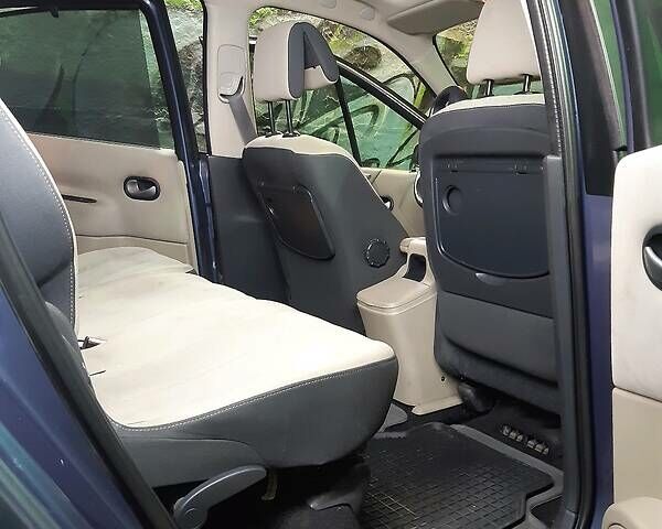 Серый Рено Гранд Сценик, объемом двигателя 1.5 л и пробегом 216 тыс. км за 6600 $, фото 48 на Automoto.ua