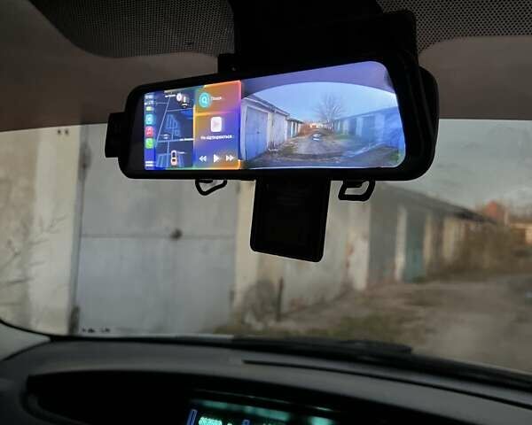 Серый Рено Гранд Сценик, объемом двигателя 1.46 л и пробегом 263 тыс. км за 6100 $, фото 31 на Automoto.ua