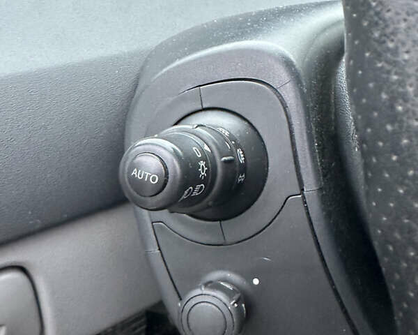 Серый Рено Гранд Сценик, объемом двигателя 1.6 л и пробегом 187 тыс. км за 5400 $, фото 32 на Automoto.ua