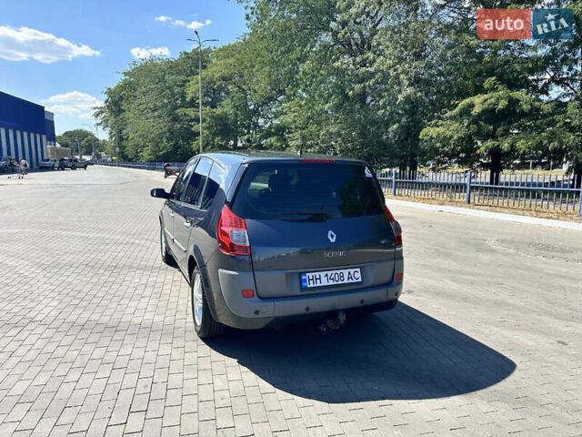 Серый Рено Гранд Сценик, объемом двигателя 1.6 л и пробегом 240 тыс. км за 5800 $, фото 33 на Automoto.ua