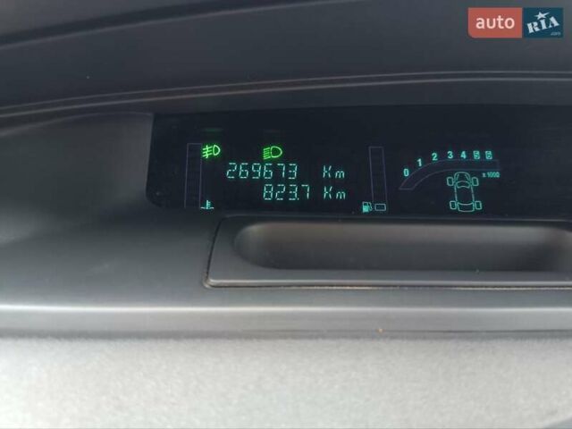 Серый Рено Гранд Сценик, объемом двигателя 1.5 л и пробегом 269 тыс. км за 5500 $, фото 19 на Automoto.ua