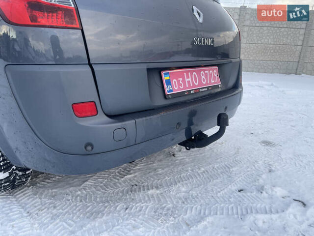 Серый Рено Гранд Сценик, объемом двигателя 1.6 л и пробегом 198 тыс. км за 5899 $, фото 7 на Automoto.ua