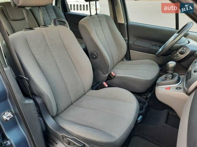 Серый Рено Гранд Сценик, объемом двигателя 1.6 л и пробегом 194 тыс. км за 6300 $, фото 122 на Automoto.ua