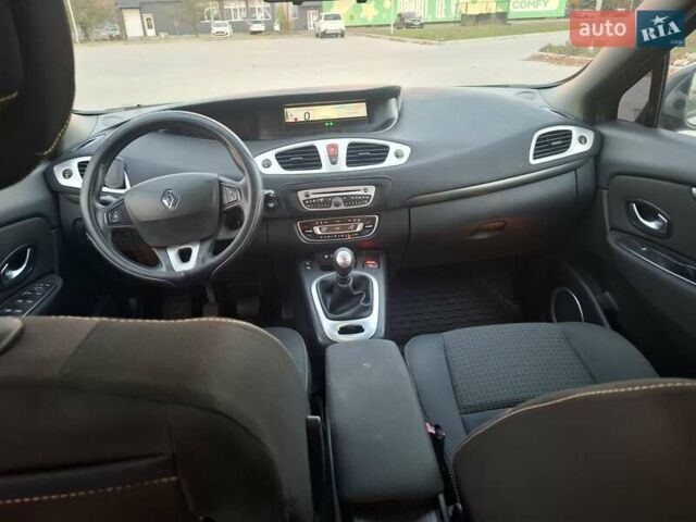 Рено Гранд Сценик 2009 в Черкассах на Automoto.ua Серый Рено Гранд Сценик, объемом двигателя 1.5 л и пробегом 275 тыс. км за 7500 $, фото 25 на Automoto.ua
