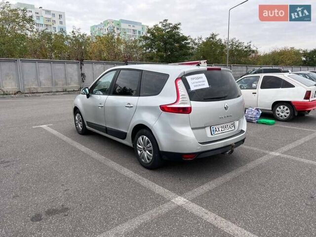 Рено Гранд Сценик 2009 в Харькове на Automoto.ua Серый Рено Гранд Сценик, объемом двигателя 1.6 л и пробегом 245 тыс. км за 6350 $, фото 12 на Automoto.ua