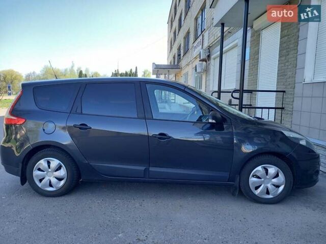 Сірий Рено Гранд Сценік, об'ємом двигуна 1.5 л та пробігом 229 тис. км за 6900 $, фото 15 на Automoto.ua