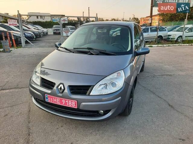 Серый Рено Гранд Сценик, объемом двигателя 1.6 л и пробегом 194 тыс. км за 6300 $, фото 3 на Automoto.ua