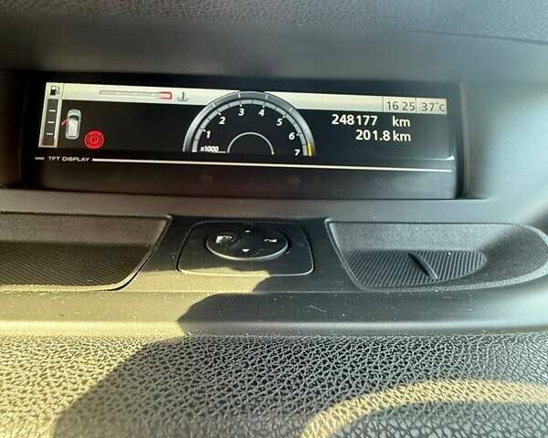 Серый Рено Гранд Сценик, объемом двигателя 1.4 л и пробегом 248 тыс. км за 9000 $, фото 28 на Automoto.ua