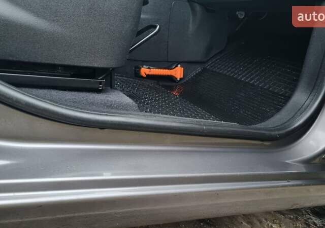 Сірий Рено Гранд Сценік, об'ємом двигуна 1.5 л та пробігом 243 тис. км за 6600 $, фото 11 на Automoto.ua