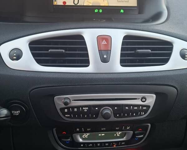 Рено Гранд Сценик 2009 в Черкассах на Automoto.ua Серый Рено Гранд Сценик, объемом двигателя 1.5 л и пробегом 275 тыс. км за 7500 $, фото 22 на Automoto.ua