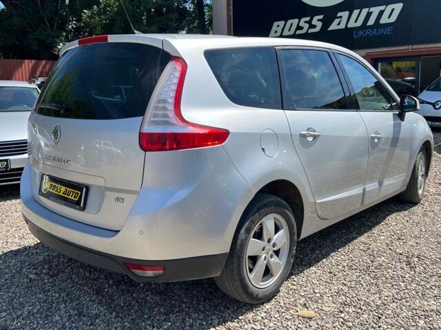Серый Рено Гранд Сценик, объемом двигателя 1.9 л и пробегом 260 тыс. км за 7250 $, фото 5 на Automoto.ua