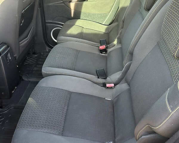 Серый Рено Гранд Сценик, объемом двигателя 1.5 л и пробегом 245 тыс. км за 6299 $, фото 20 на Automoto.ua