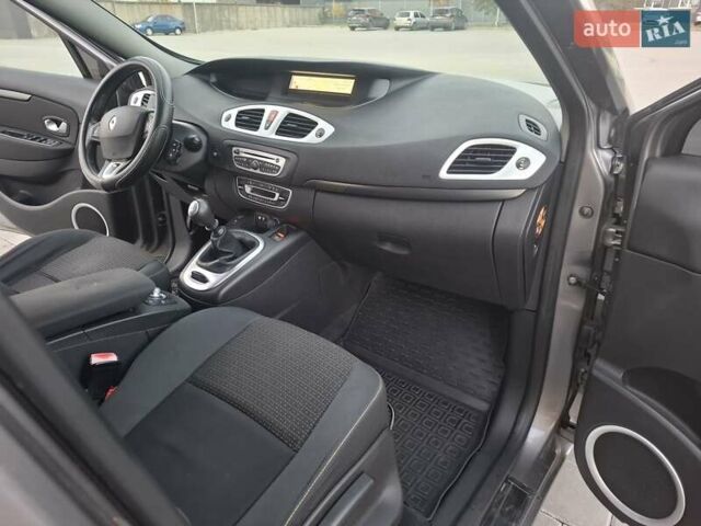 Рено Гранд Сценик 2009 в Черкассах на Automoto.ua Серый Рено Гранд Сценик, объемом двигателя 1.5 л и пробегом 275 тыс. км за 7500 $, фото 19 на Automoto.ua