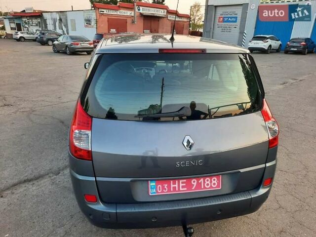 Серый Рено Гранд Сценик, объемом двигателя 1.6 л и пробегом 194 тыс. км за 6300 $, фото 84 на Automoto.ua