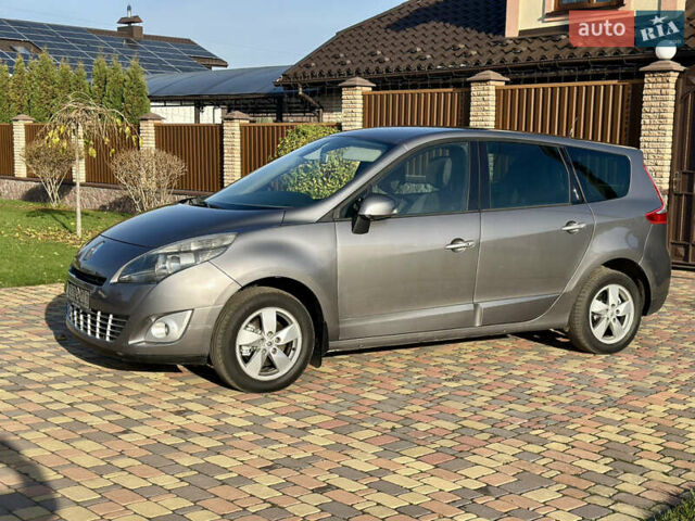 Серый Рено Гранд Сценик, объемом двигателя 1.5 л и пробегом 245 тыс. км за 6299 $, фото 4 на Automoto.ua