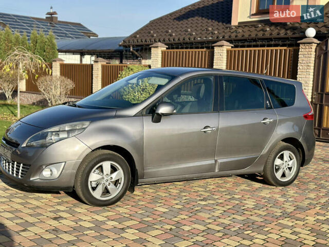 Серый Рено Гранд Сценик, объемом двигателя 1.5 л и пробегом 245 тыс. км за 6299 $, фото 15 на Automoto.ua