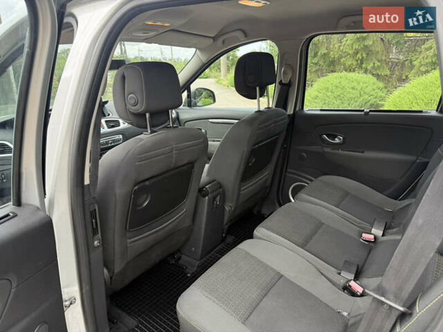 Серый Рено Гранд Сценик, объемом двигателя 1.4 л и пробегом 228 тыс. км за 6500 $, фото 3 на Automoto.ua