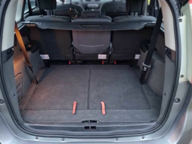 Сірий Рено Гранд Сценік, об'ємом двигуна 1.5 л та пробігом 243 тис. км за 6600 $, фото 6 на Automoto.ua