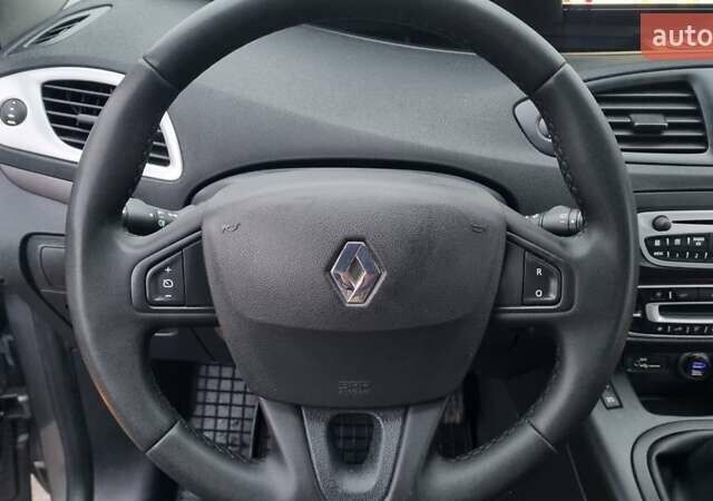 Сірий Рено Гранд Сценік, об'ємом двигуна 1.5 л та пробігом 243 тис. км за 6600 $, фото 26 на Automoto.ua