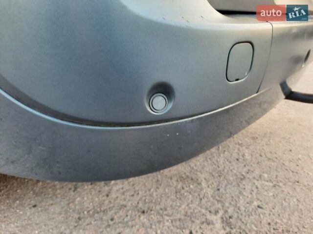 Серый Рено Гранд Сценик, объемом двигателя 1.6 л и пробегом 194 тыс. км за 6300 $, фото 80 на Automoto.ua