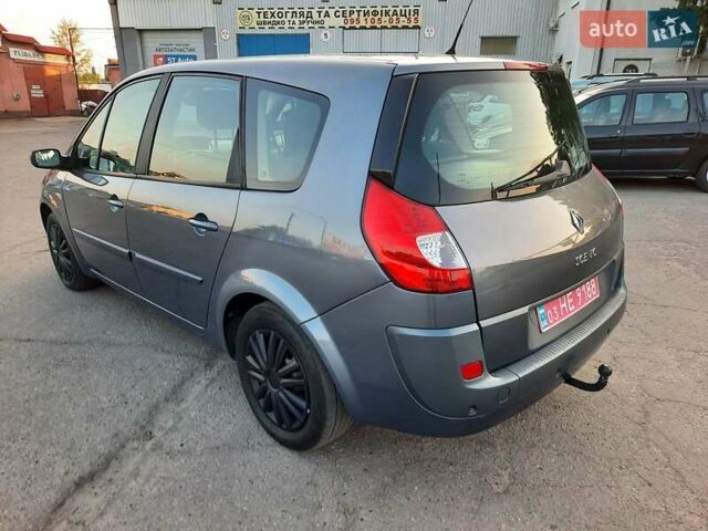 Серый Рено Гранд Сценик, объемом двигателя 1.6 л и пробегом 194 тыс. км за 6300 $, фото 11 на Automoto.ua