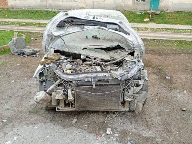 Сірий Рено Гранд Сценік, об'ємом двигуна 1.9 л та пробігом 190 тис. км за 1700 $, фото 4 на Automoto.ua