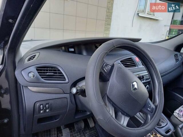 Сірий Рено Гранд Сценік, об'ємом двигуна 1.5 л та пробігом 229 тис. км за 6900 $, фото 18 на Automoto.ua