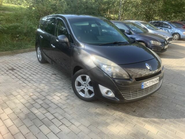 Серый Рено Гранд Сценик, объемом двигателя 1.5 л и пробегом 320 тыс. км за 6800 $, фото 1 на Automoto.ua