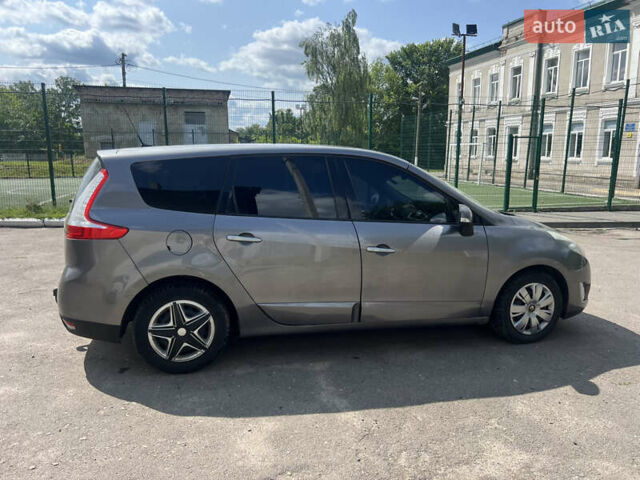 Сірий Рено Гранд Сценік, об'ємом двигуна 1.4 л та пробігом 212 тис. км за 5350 $, фото 2 на Automoto.ua