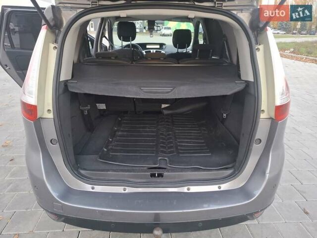 Рено Гранд Сценик 2009 в Черкассах на Automoto.ua Серый Рено Гранд Сценик, объемом двигателя 1.5 л и пробегом 275 тыс. км за 7500 $, фото 16 на Automoto.ua