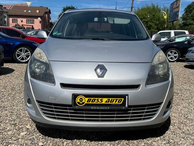 Серый Рено Гранд Сценик, объемом двигателя 1.9 л и пробегом 260 тыс. км за 7250 $, фото 1 на Automoto.ua