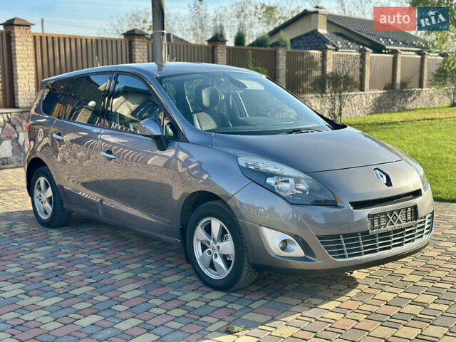 Серый Рено Гранд Сценик, объемом двигателя 1.5 л и пробегом 245 тыс. км за 6299 $, фото 13 на Automoto.ua
