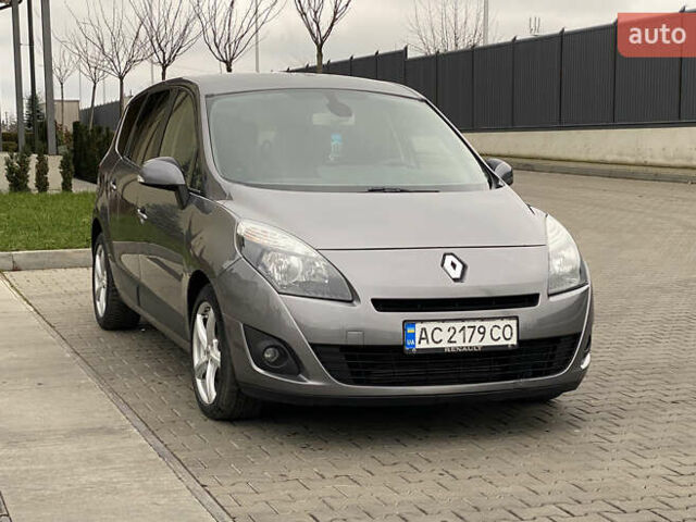 Серый Рено Гранд Сценик, объемом двигателя 1.46 л и пробегом 243 тыс. км за 6900 $, фото 4 на Automoto.ua