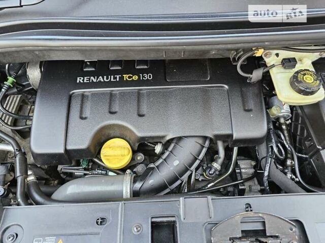 Серый Рено Гранд Сценик, объемом двигателя 1.4 л и пробегом 250 тыс. км за 5999 $, фото 71 на Automoto.ua